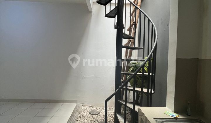 Strategic 2-Story House 8 Minutes to Jatikarya Toll Gate 2, North Facing J35902