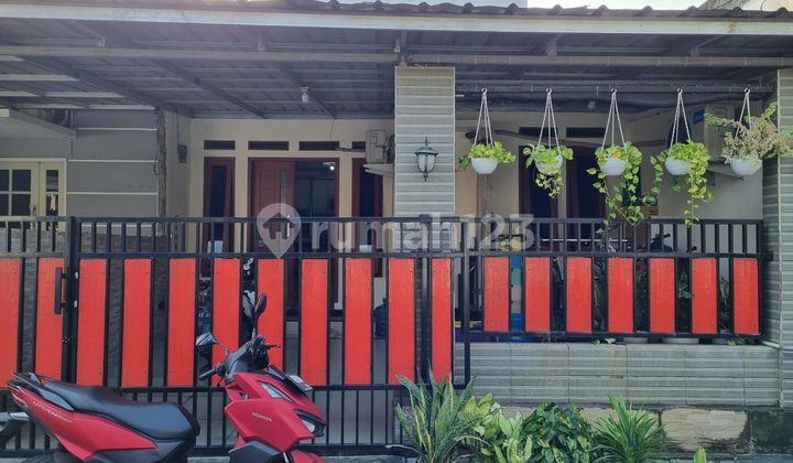 Rumah 1 Lt Terawat 15 Menit ke RS Mustika Medika Dibantu KPR J37560 Rumah 1 Lt Terawat 15 Menit ke RS Mustika Medika Dibantu KPR J37560