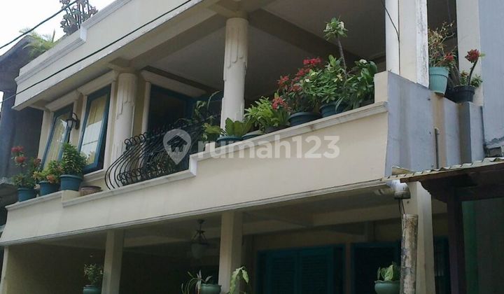 North-facing 3-story house, 14 minutes to Serpong Toll Gate, Mortgage Ready J-46346