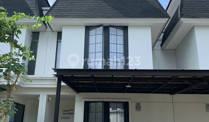 Rumah Cantik 8 Menit ke Mall Paradise Walk Serpong Hadap Utara J38894 Rumah Cantik 8 Menit ke Mall Paradise Walk Serpong Hadap Utara J38894