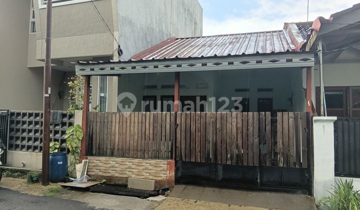 Rumah 3 Kt Strategis 9 Menit ke Pintu Tol Sentul Barat bisa KPR J38318 Rumah 3 Kt Strategis 9 Menit ke Pintu Tol Sentul Barat bisa KPR J38318