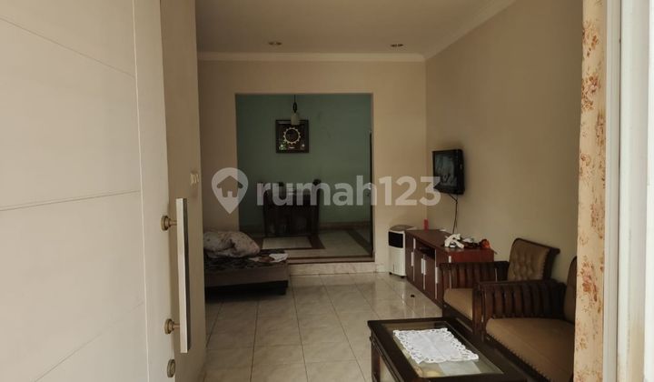 Asri House 10 Minutes to Sawangan Terminal 120sqm South Facing J31957 2