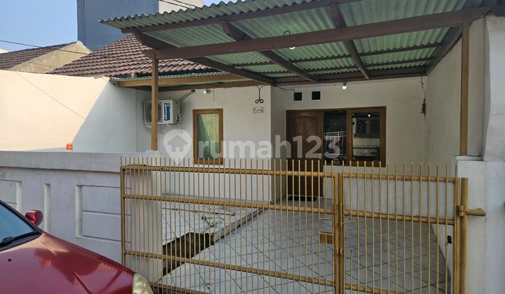 Rumah SHM 1 Lantai 13 Menit ke QBIG BSD City Bisa KPR Hadap Selatan J34177