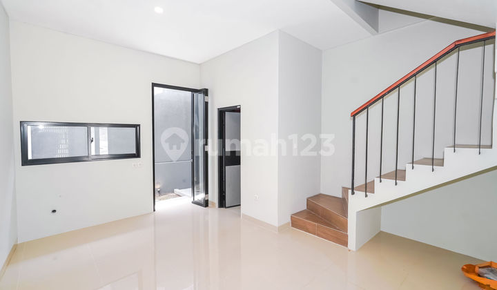 Rumah Minimalis 10 Menit ke Gerbang Tol Kukusan 1 SHM Siap Huni J38350 2