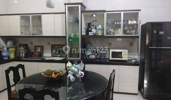 Rumah 3 Lt Strategis 10 Menit ke Aeon Mall Sentul Dibantu KPR J27173 2