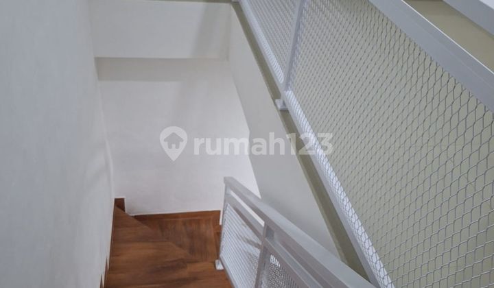 Rumah Minimalis 8 menit ke Summarecon Mall Bekasi Hadap Utara J38080 2