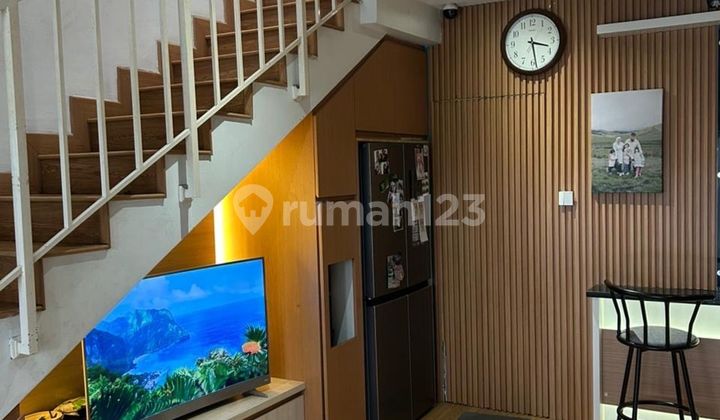 Rumah 2 Lantai SHM Dekat Gerbang Tol Bekasi Timur 1 Siap Huni J38868