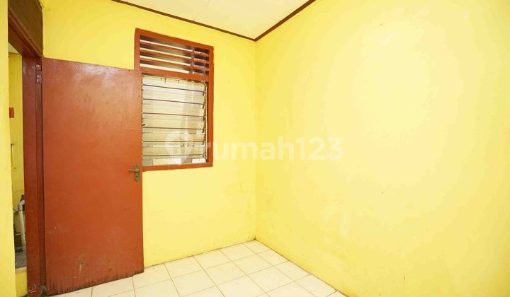 House 9 Minutes to Hermina Ciledug Hospital Ready to Live In with KPR J-15023 Assistance 2