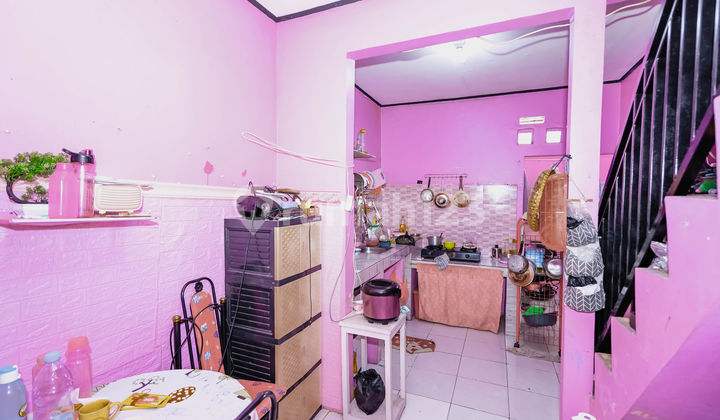 5-Bedroom House with SHM 15 Minutes to Citra Medika Hospital Depok Ready to Occupancy J28463 2