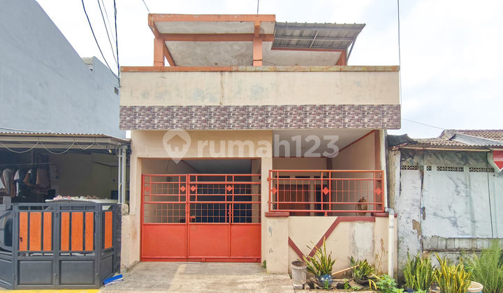 Rumah Strategis 15 Menit ke Mall Summarecon Serpong Dibantu KPR J37662 Rumah Strategis 15 Menit ke Mall Summarecon Serpong Dibantu KPR J37662