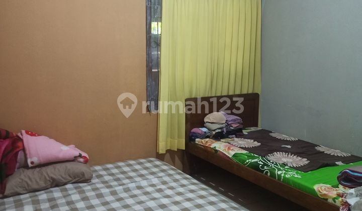 Rumah Luas Terawat 10 Menit ke Terminal Sawangan Dibantu KPR J41439 2