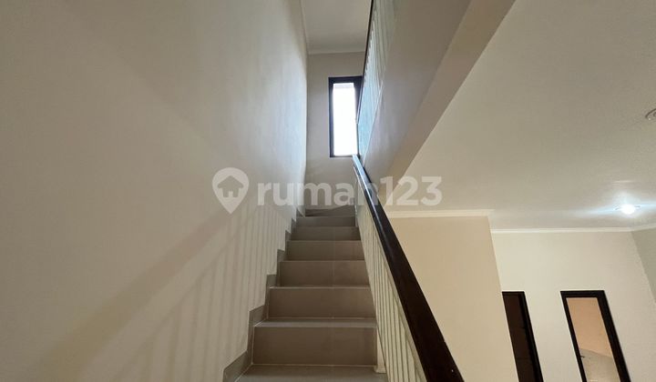 Rumah SHM 2 Kamar Akses Dekat Gerbang Tol Bekasi Barat 1 Bisa KPR J35961