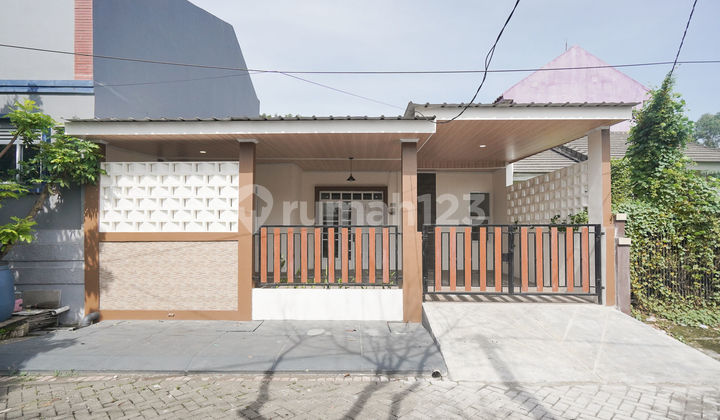 Strategic House in Bekasi, 15 Minutes to LT Terminal, Move-in Ready J38345