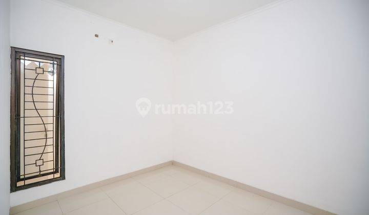 Rumah SHM Hadap Selatan 15 Mnt ke Primaya Hospital Bekasi Utara Dibantu KPR J23613 2