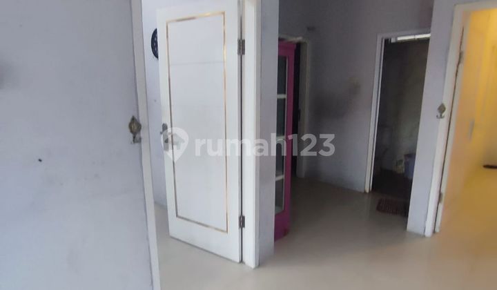 Spacious 2-Story House Ready to Occupied 10 Minutes to Kranji Station Flood-Free J-38508 Spacious 2-Story House Ready to Occupied 10 Minutes to Kranji Station Flood-Free J-38508