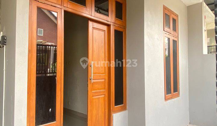 Rumah Hadap Timur Bagus Murah Gentan Raya 1