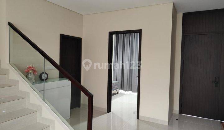 Dijual rumah mewah full furnish summarecon bandung 2