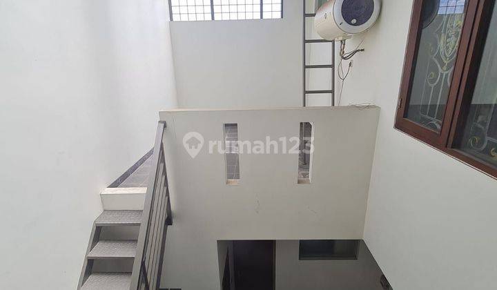 Dijual Rumah Siap Huni 2 Lantai Batununggal Bandung Shm 2