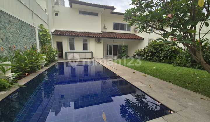 Disewakan Rumah Bagus di Dalam Compound Dekat Pondok Indah Mall 3