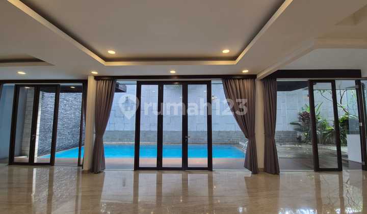 Disewakan Rumah di Atmosfera,L Town House Pejaten Barat 2