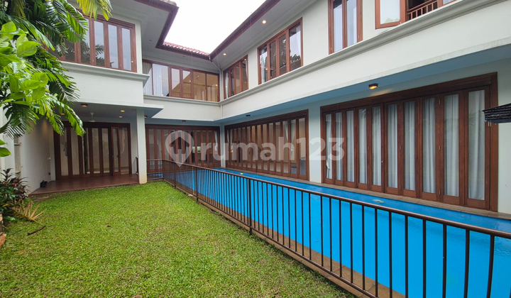 For rent: House inside a compound in Kemang, strategic area, negotiable. For rent: House inside a compound in Kemang, strategic area, negotiable.