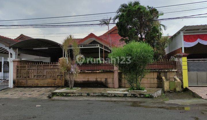 Rumah Bagus SHM di Wiyung Indah, Surabaya 1