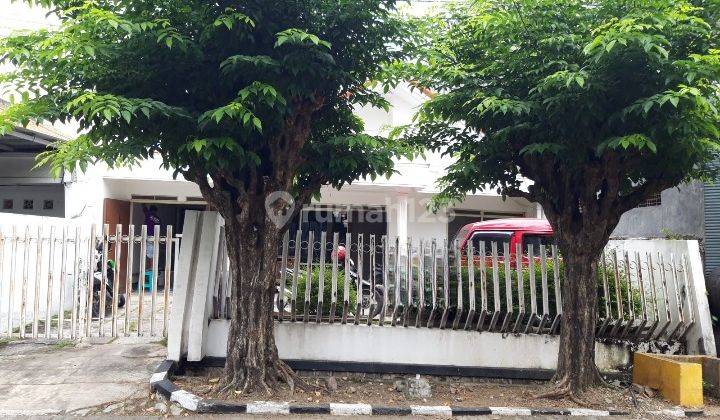 Rumah Bagus SHM di Darmo Permai Selatan, Surabaya 2