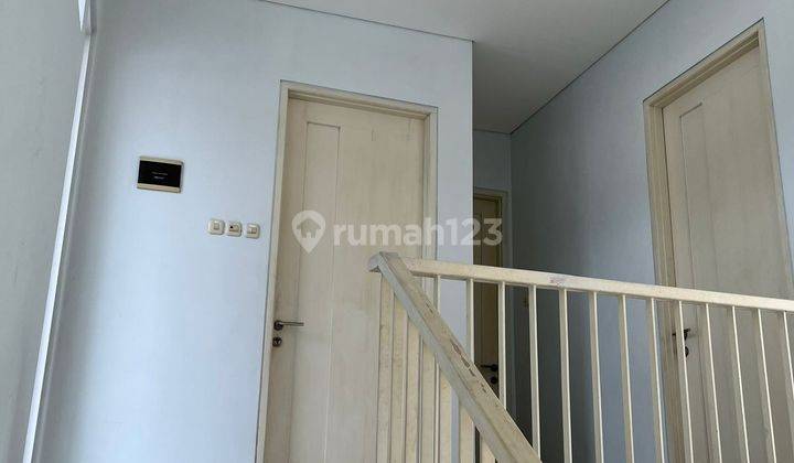 Rumah Disewakan SHM di Royal Residence, Surabaya 10