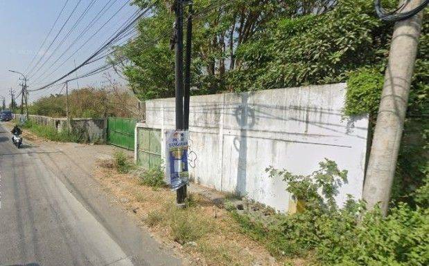 Tanah + Gudang Dijual Lokasi Sangat Strategis, Cocok Untuk Usaha, Tanah Luas Di 0 Jalan Raya, Eks Pabrik, Tidak Banjir, Bisa Masuk Container di Pelem Watu, Gempol Kurung, Gresik 1