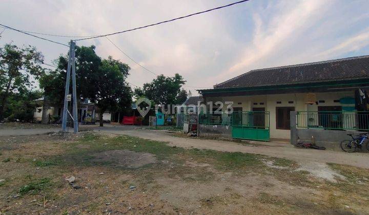 Rumah Untuk Kos Bagus SHM di Kav. Indah Tegal, Gedek Mojokerto 1