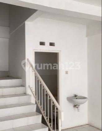 Ruko Terenovasi 180 m2 Baliwerti Bubutan, Surabaya 2