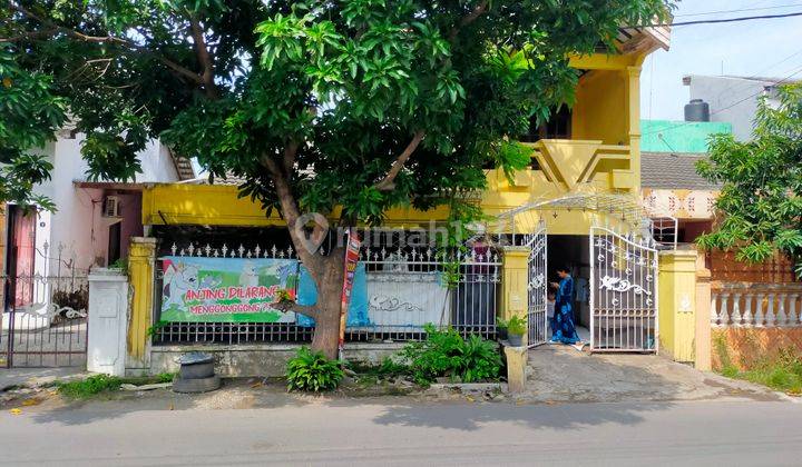Rumah Bagus Perum Puskopad Puri, Mojokerto 1