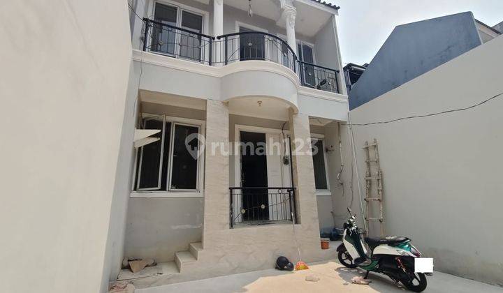 Dijual Rumah Baru!! 2,5 Lantai di BCS kelapa Gading 1