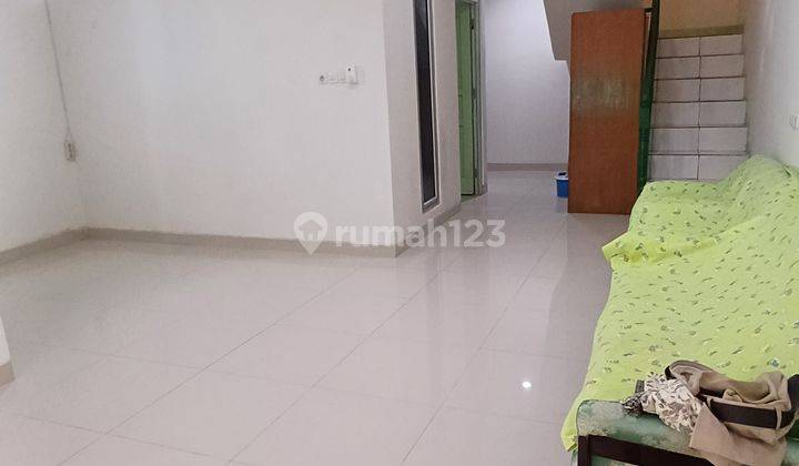 Disewakan Rumah Gading Griya Bagus Kosongan Siap Huni 2 Lantai 2