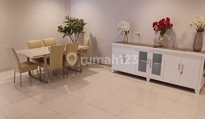 Disewakan Rumah Minimalis Full Furnished 4+1 Kt Kelapa Gading Disewakan Rumah Minimalis Full Furnished 4+1 Kt Kelapa Gading