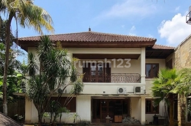 2-Story House 874M with Swimming Pool