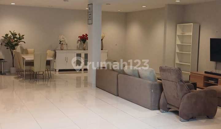 Disewakan Rumah Minimalis Full Furnished 4+1 Kt Kelapa Gading 2