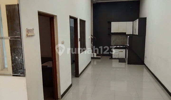 Dusewa Rumah Siap Huni 3kt 2lantai @kelapa Gading Dusewa Rumah Siap Huni 3kt 2lantai @kelapa Gading