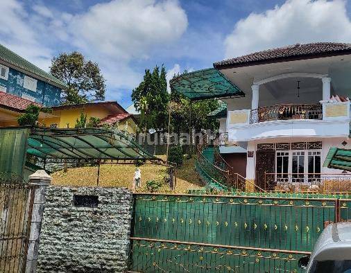 Villa Modern 2 Lantai Jogjogan Puncak Cisarua  1