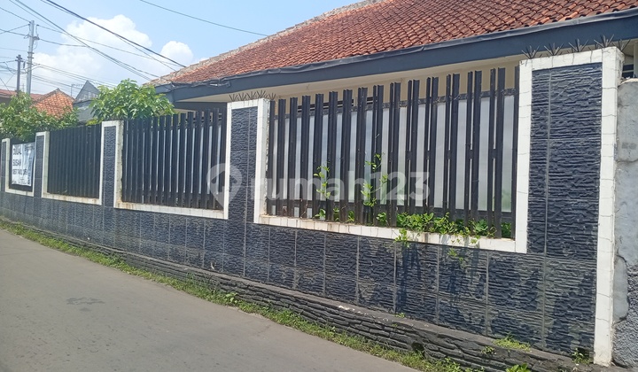 Rumah Klasik Daerah Pabaton Tengah Kota Bogor 2