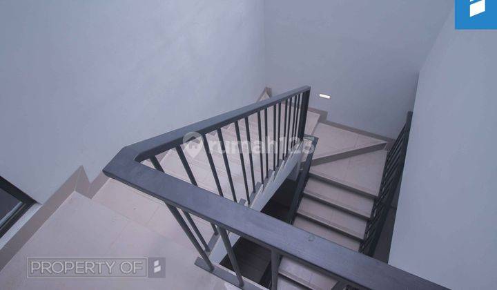 BARU 3 Lantai Termurah di Mainroad Sudirman Bandung