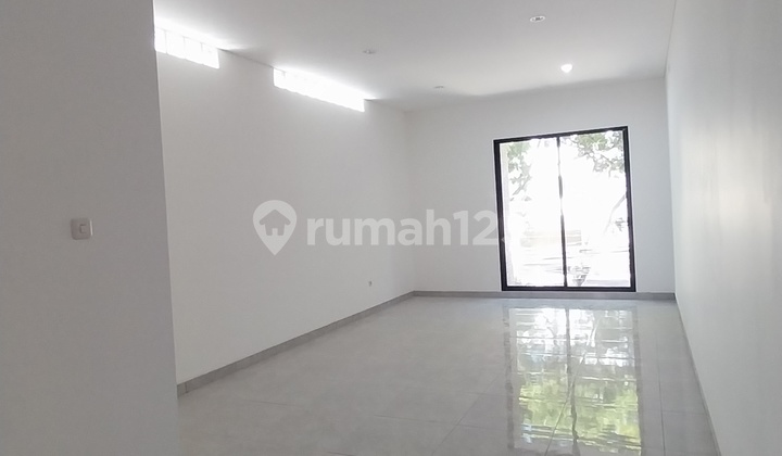 New & Ready to Occupy in the City Center, Suitable for Office / Warehouse