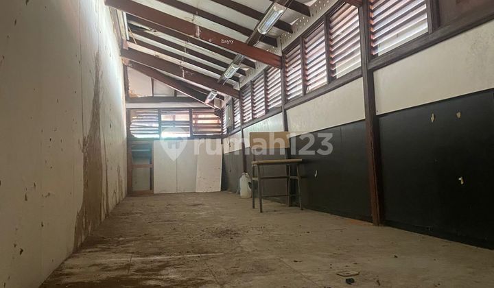 Luas, Cocok Utk Kost/ Kantor/ Tinggal. Sayap Riau Lokasi Strategis! Luas, Cocok Utk Kost/ Kantor/ Tinggal. Sayap Riau Lokasi Strategis!