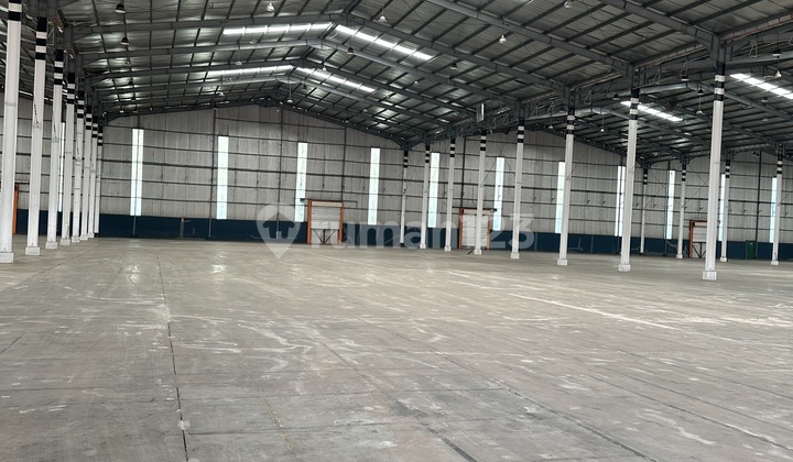 Disewakan Gudang 5000M2 di Kawasan Marunda Jakarta