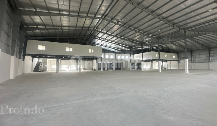 For rent new 3000m2 warehouse in kas delta silicon