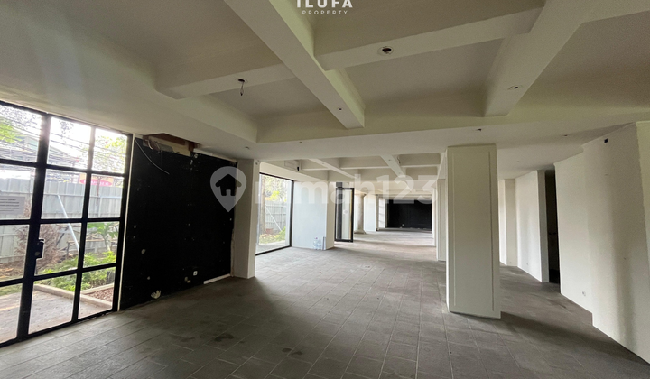 Disewakan Gedung Ruko Area Strategis Kemang