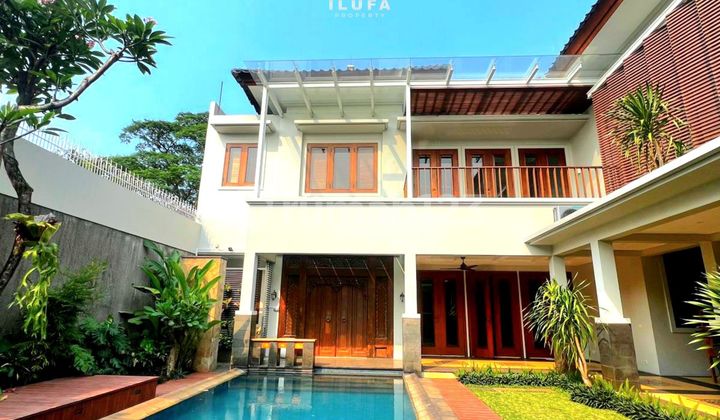 Disewakan Rumah Bangunan Besar Kondisi Bagus, Lokasi Strategis