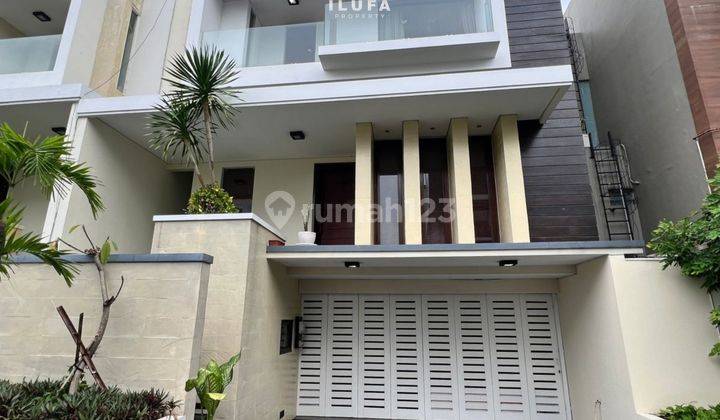 Dijual Murah Townhouse 3Lt Furnished area Pejaten Kemang 1