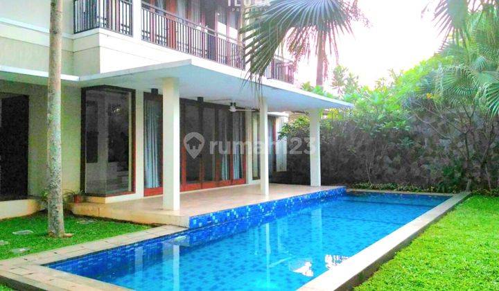 Disewakan Townhouse Full Furnished, Lokasi Strategis Jalan Ampera 1