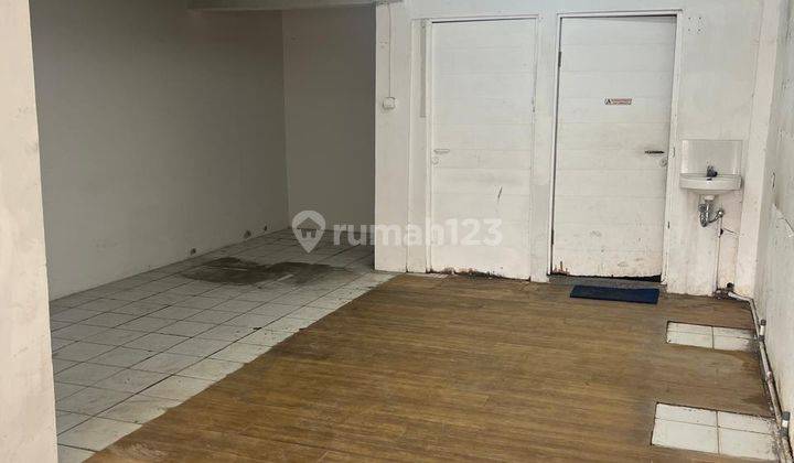 Disewakan Ruko 1 Lantai Lokasi Strategis Antasari 2